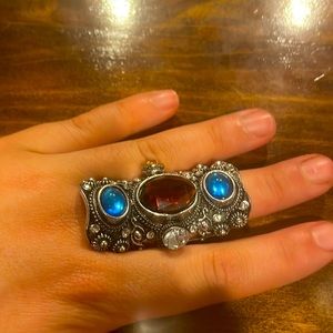 Large jeweled finger cuff ring (silver)